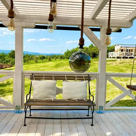 Bohemian Eco At Balaton アパート Kisapáti